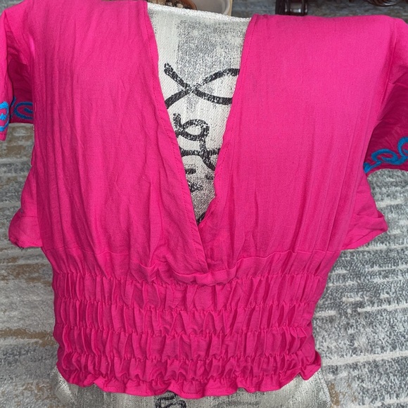 Beautiful Lovely top floral needed - Picture 5 of 10